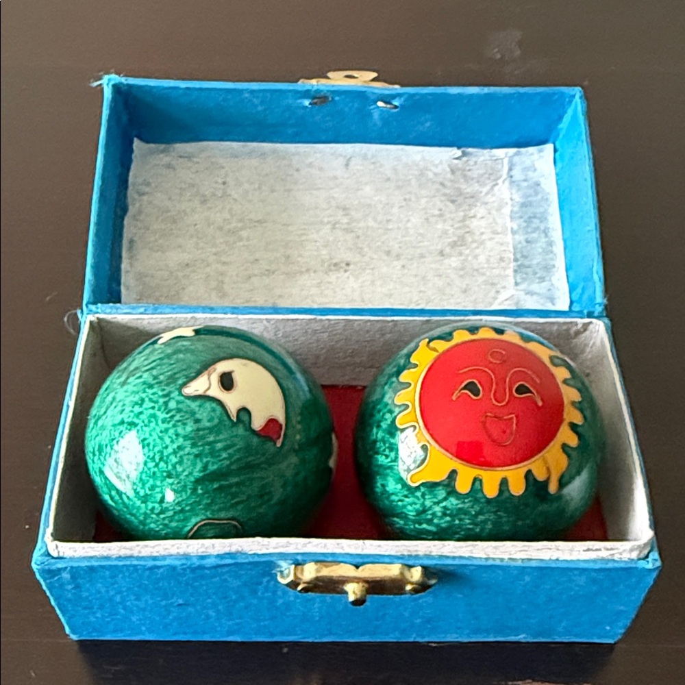 Vintage Chiming Baoding Balls